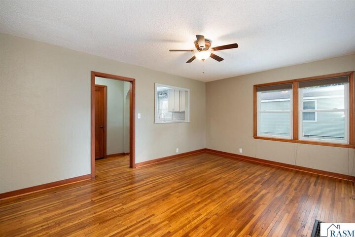 Property Photo: 420 McKinley Avenue MN 56003