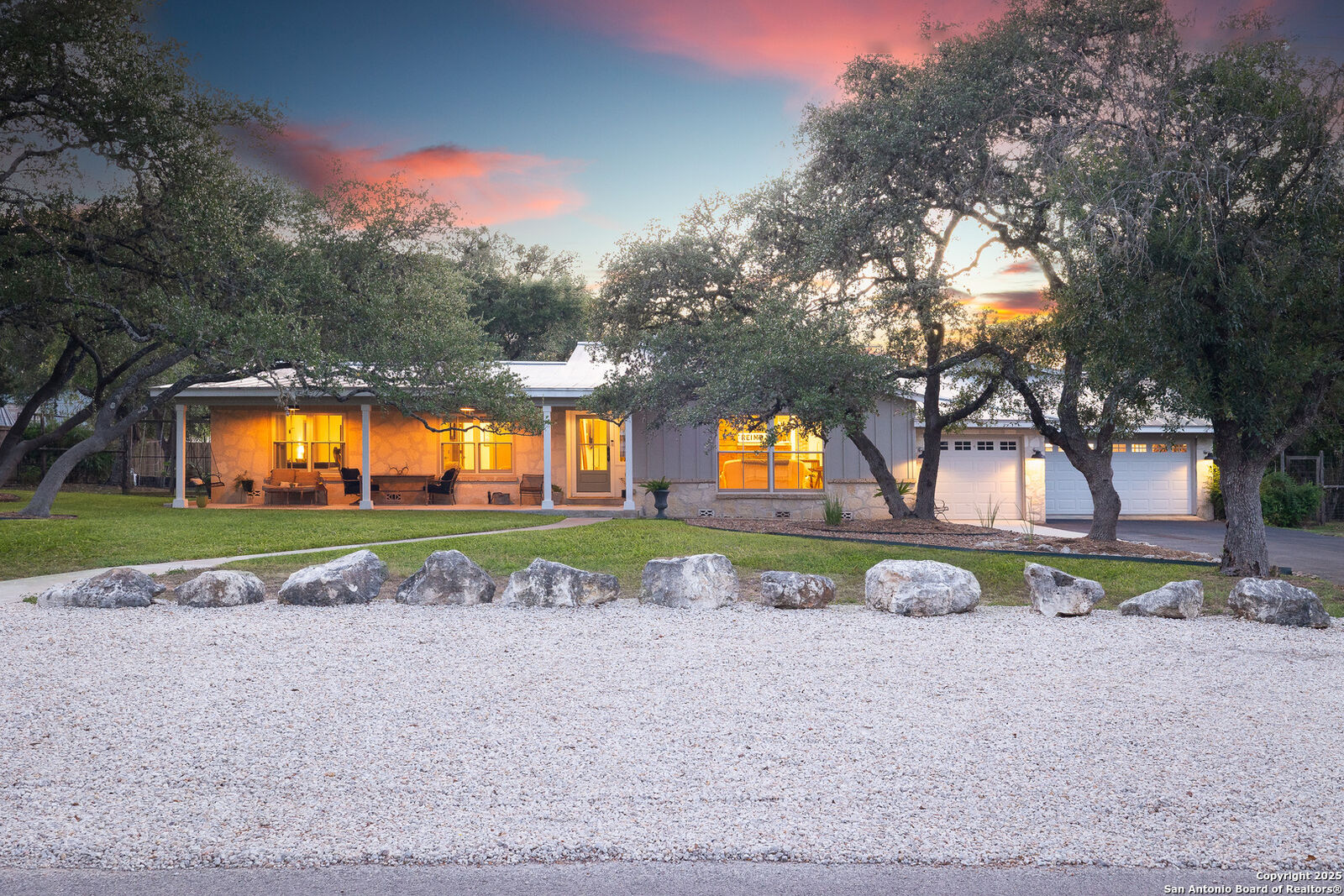Property Photo:  125 El Cerrito  TX 78232 
