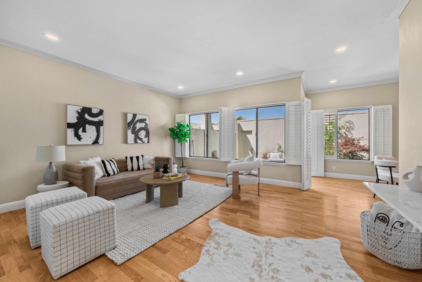 Property Photo:  2241 Armada Way  CA 94404 