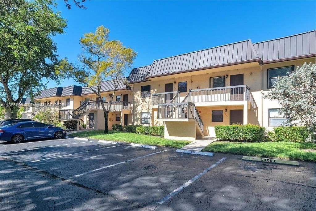 Property Photo: 9173 NW 1st Ct 202 FL 33024