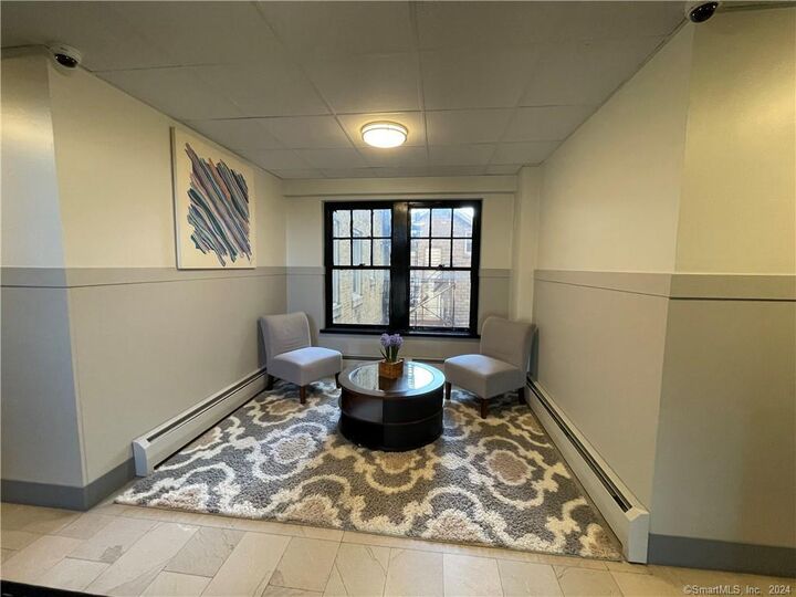 Property Photo:  225 Golden Hill Street 1B  CT 06604 
