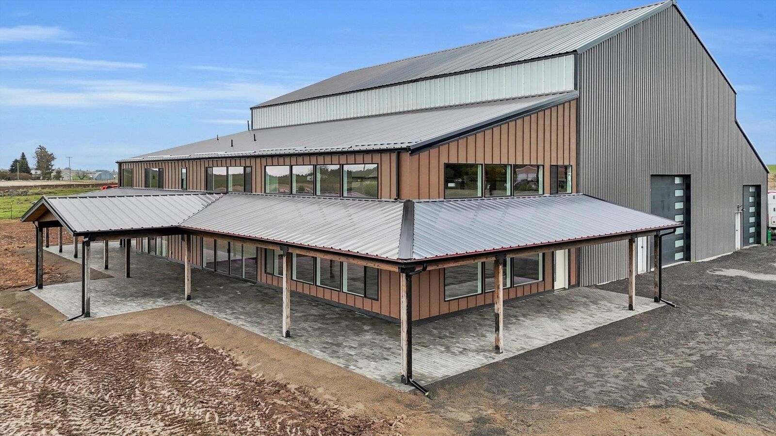 Property Photo:  14414 S Stangland Rd  WA 99004 