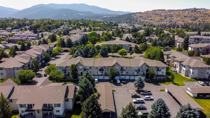 Property Photo: 22855 E Country Vista Dr Unit 352 WA 99019