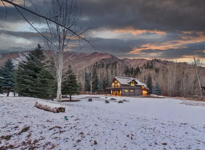 Property Photo:  106 Whipsaw Lane  ID 83340 