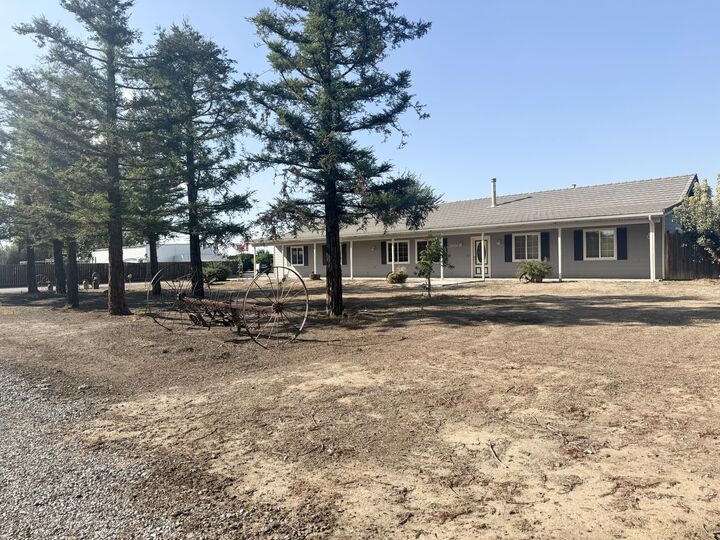 15434 Ave 330  Ivanhoe CA 93235 photo