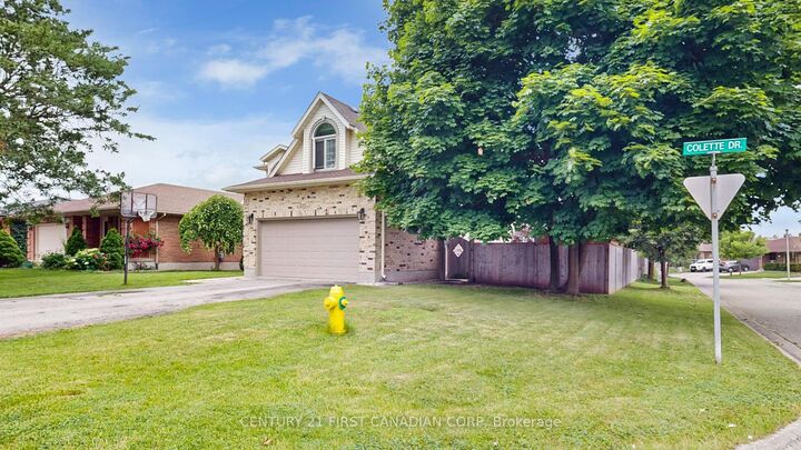 Property Photo:  217 Colette Drive  ON N6E 3S8 