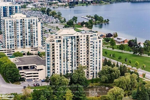 Property Photo:  75 Ellen Street S 711  ON L4N 7R6 
