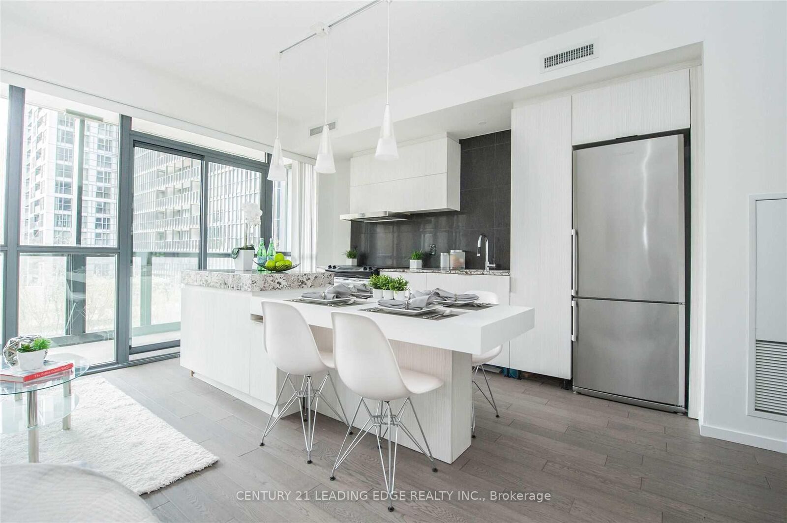 Property Photo:  101 Charles Street E 509  ON M4Y 1V2 