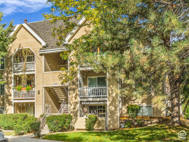 Property Photo: 1205 E Waterside Cv S 13 UT 84047