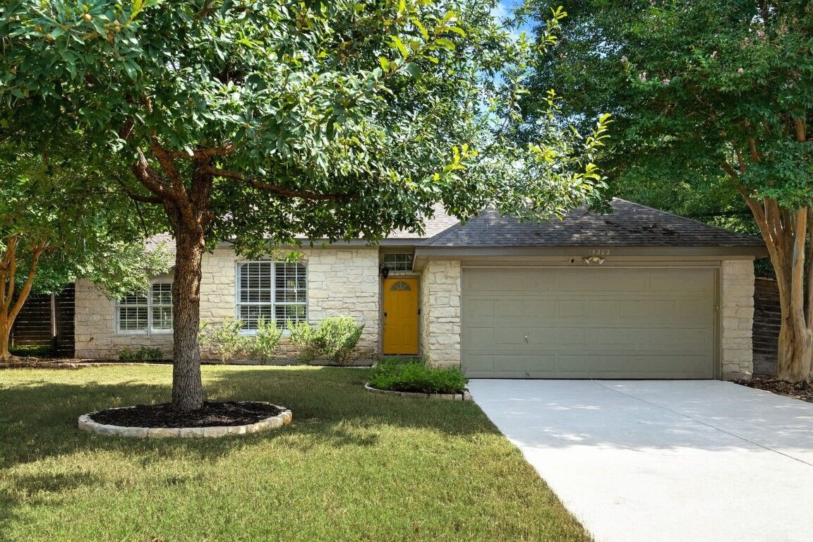 Property Photo:  15202 Sun Bird Lane  TX 78734 