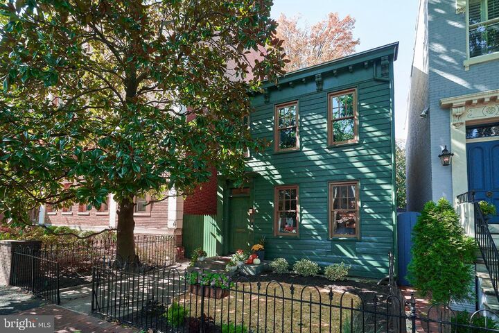 Property Photo: 20 9th Street NE DC 20002