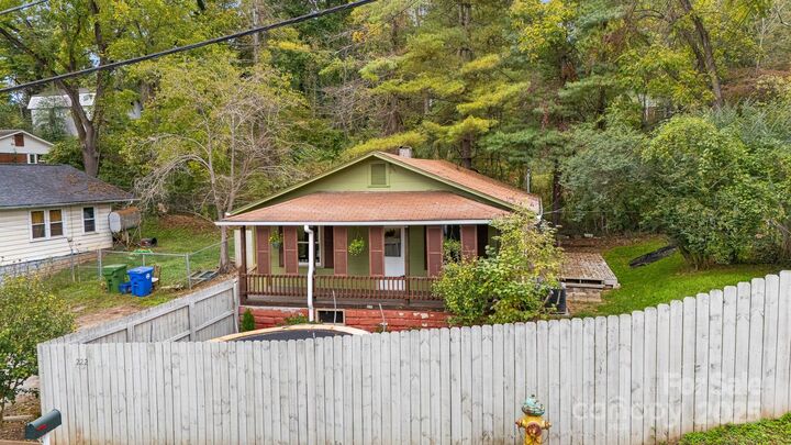 Property Photo: 222 Glendale Avenue NC 28803