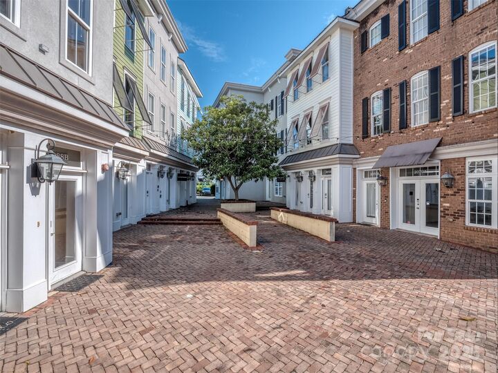 Property Photo:  2074 Ayrsley Town Boulevard  NC 28273 