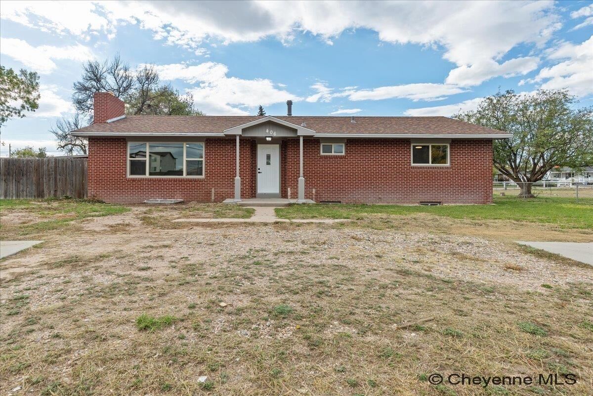 Property Photo: 406 Avenue C WY 82007