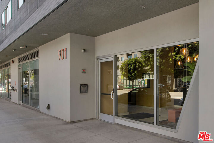 Property Photo: 901 S Flower St CA 90015