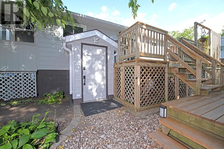 Property Photo:  8 Cyril Martin Place  ON L0K 1E0 