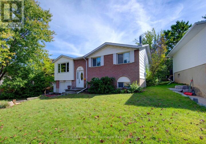 Property Photo:  539 Pioneer Drive  ON N2P 1P3 