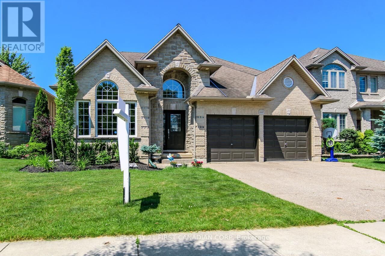 Property Photo:  1447 Kains Woods Terrace  ON N6K 4Z6 