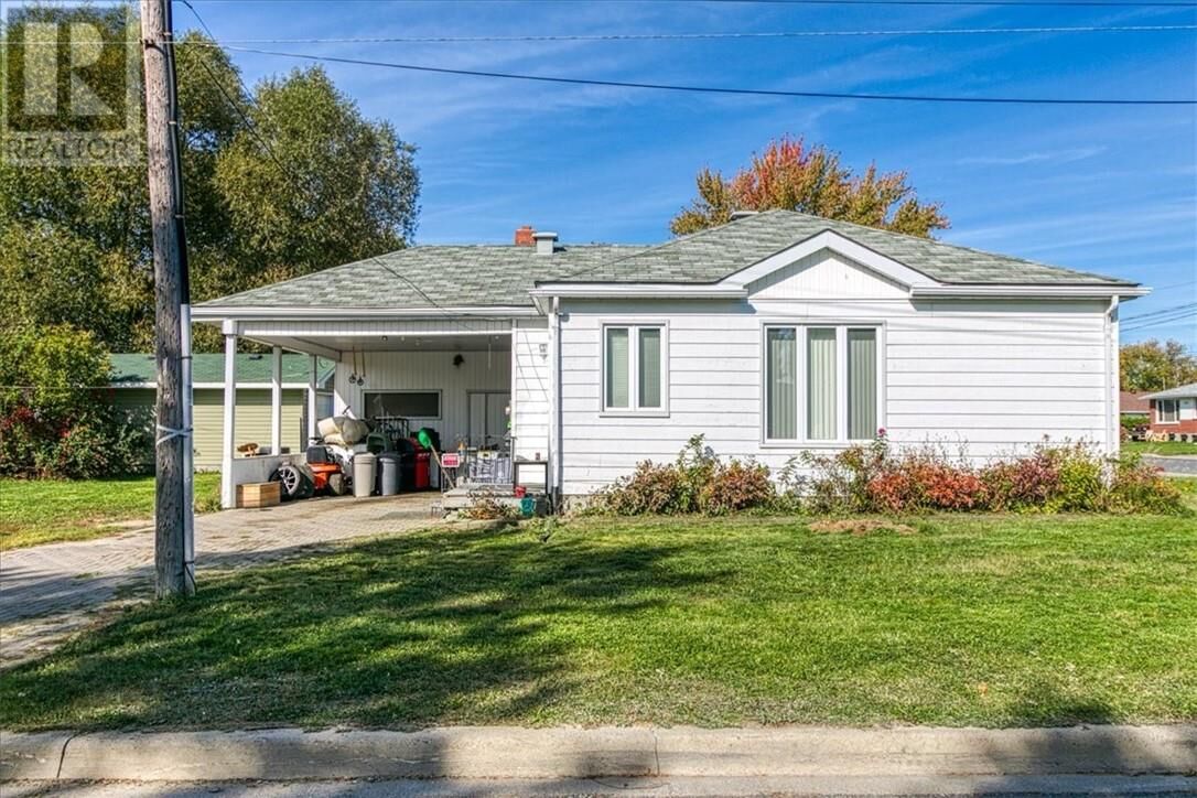 Property Photo:  17 Morin Street  ON P0M 1L0 
