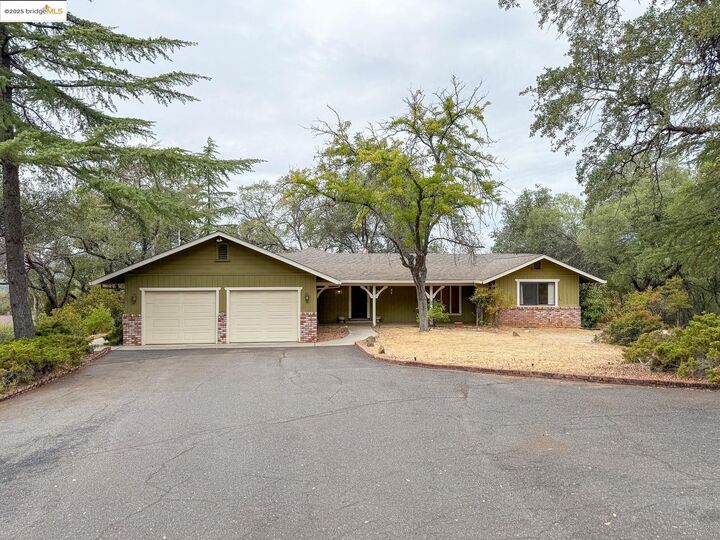 20210 Overholtzer Rd  Sonora CA 95370 photo