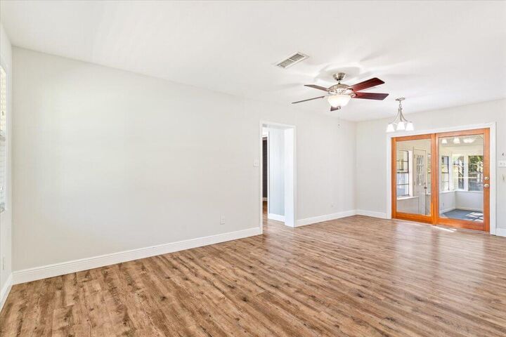 Property Photo:  194 SW Coral Drive  FL 32548 