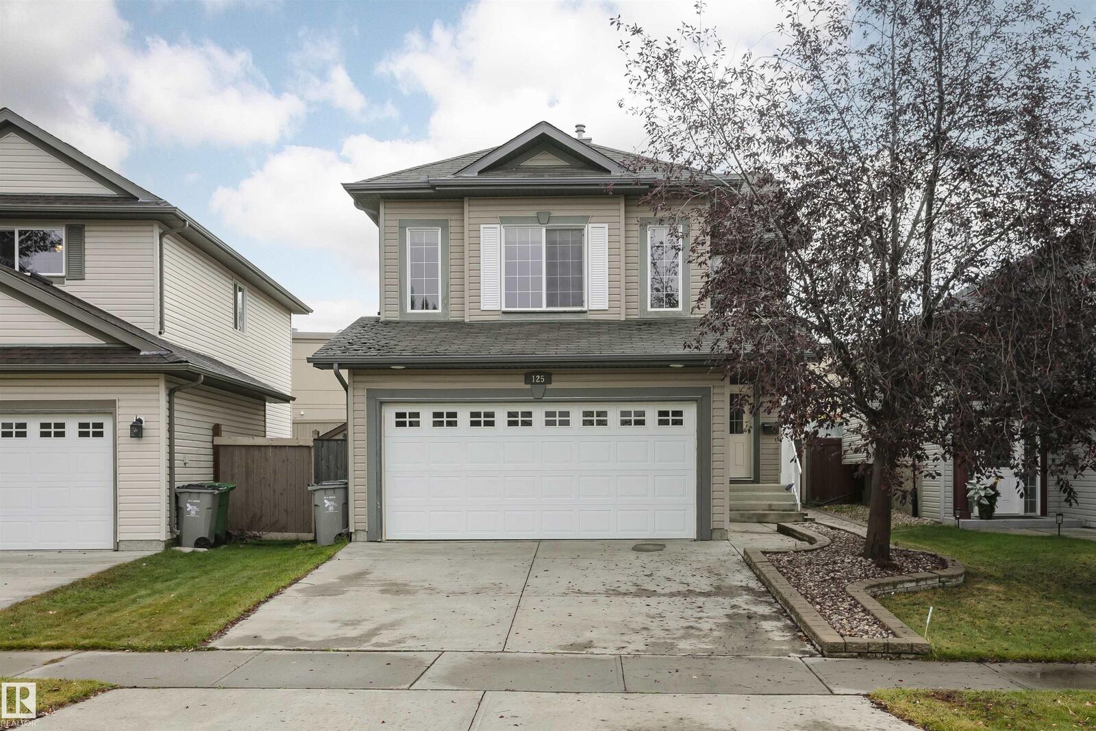 Property Photo:  125 Rue Masson  AB T4X 1S8 