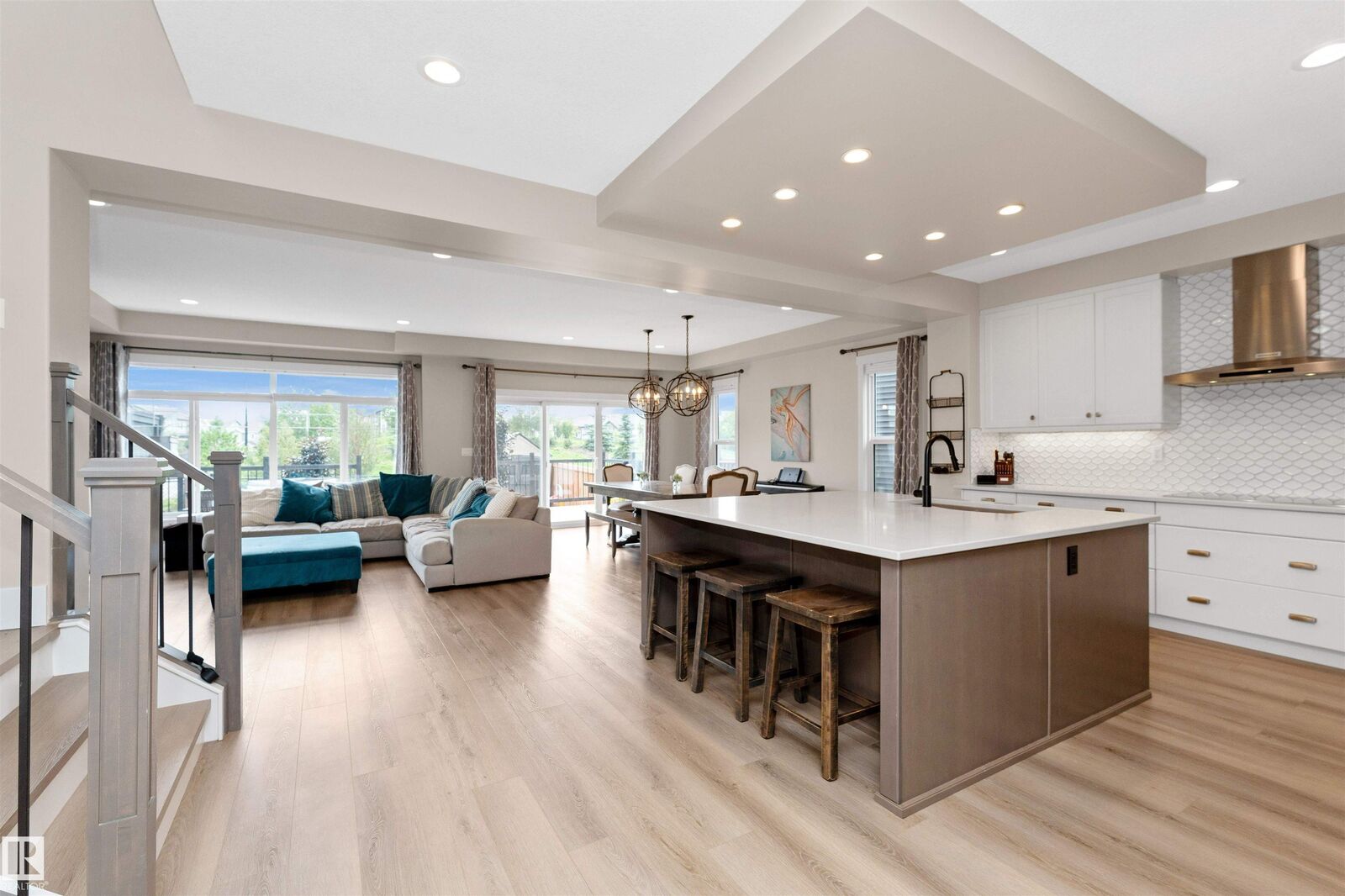 Property Photo:  2015 Price Landing Landing SW  AB T6W 3P8 