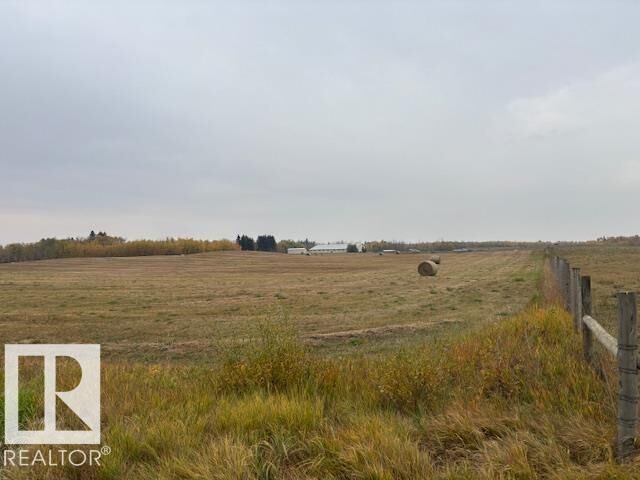 Property Photo:  50164 Rge Rd 225  AB T0B 3M3 