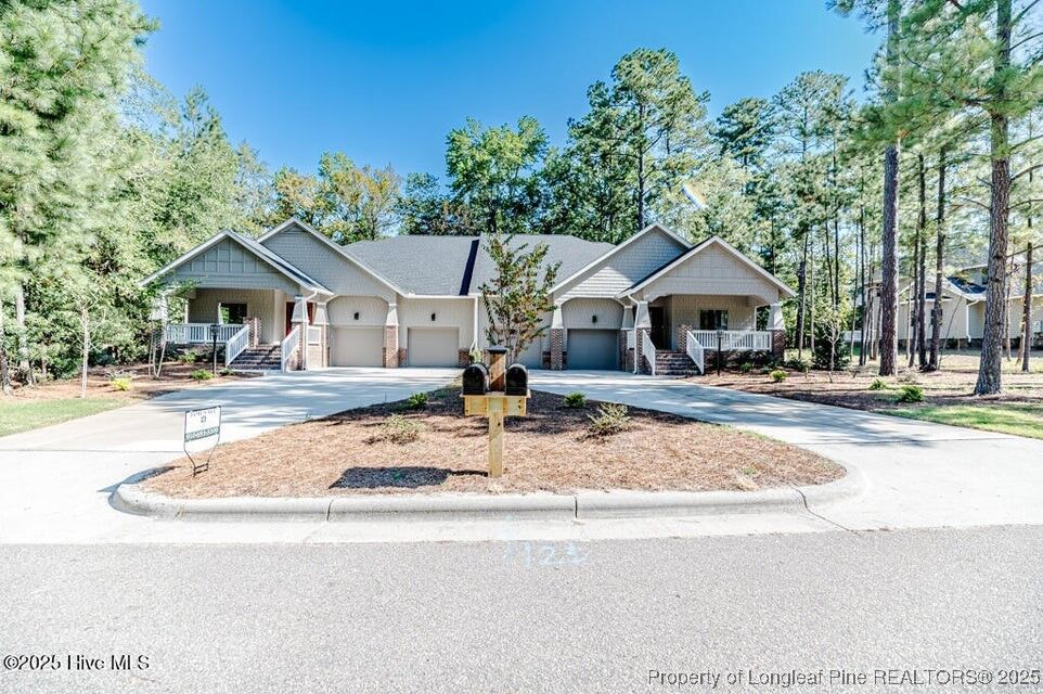 Property Photo:  111 Lamplighter Village Drive  NC 28374 