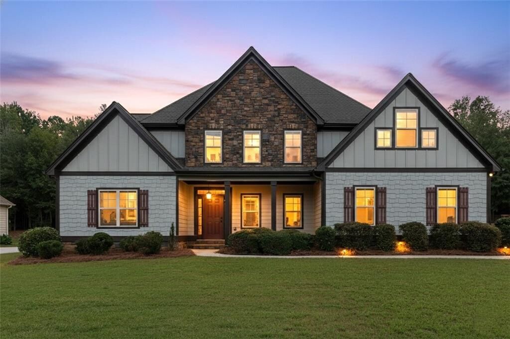 Property Photo:  325 Ivy Lane  GA 30276 