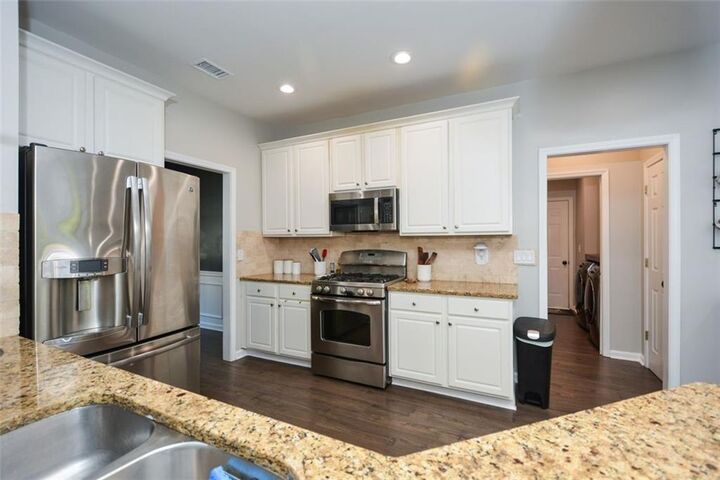 Property Photo:  1482 Gateview Circle  GA 30062 