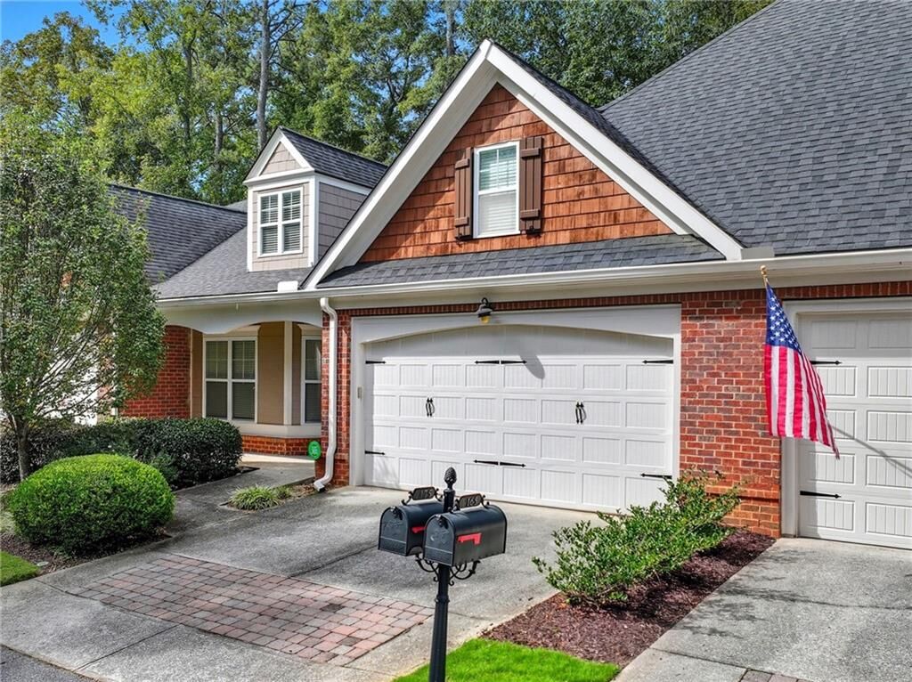 Property Photo:  1175 Memories Drive  GA 30004 