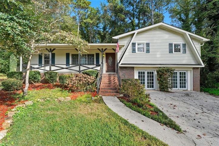 Property Photo:  2401 Nowlin Circle  GA 30102 