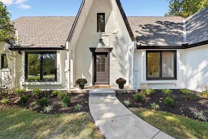 Property Photo:  12815 Pembroke Circle  KS 66209 