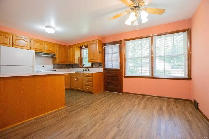 Property Photo:  3170 Lake Drive  IN 47711 