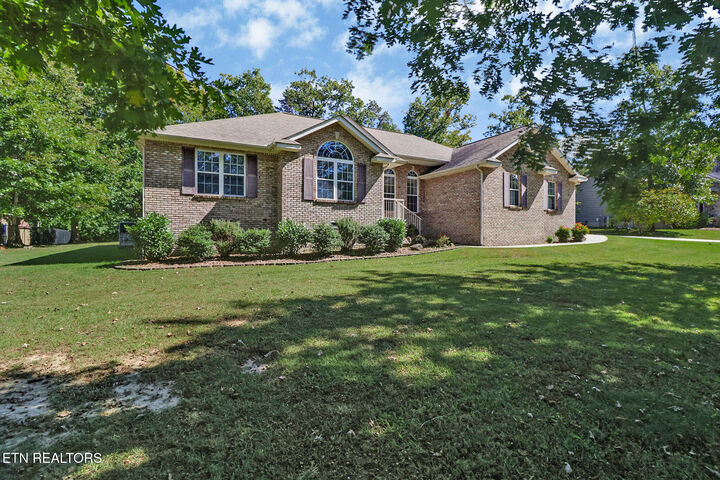 Property Photo:  109 Canary Court  TN 38555