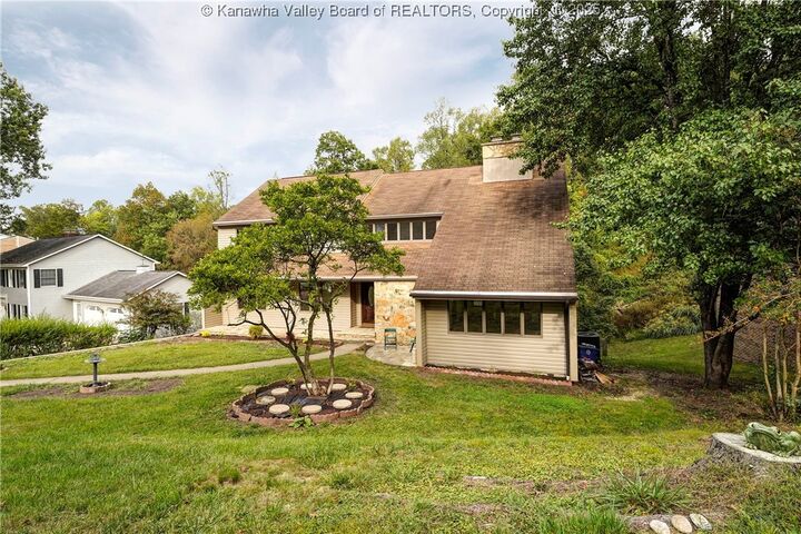 Property Photo:  19 Brittany Woods Road  WV 25314