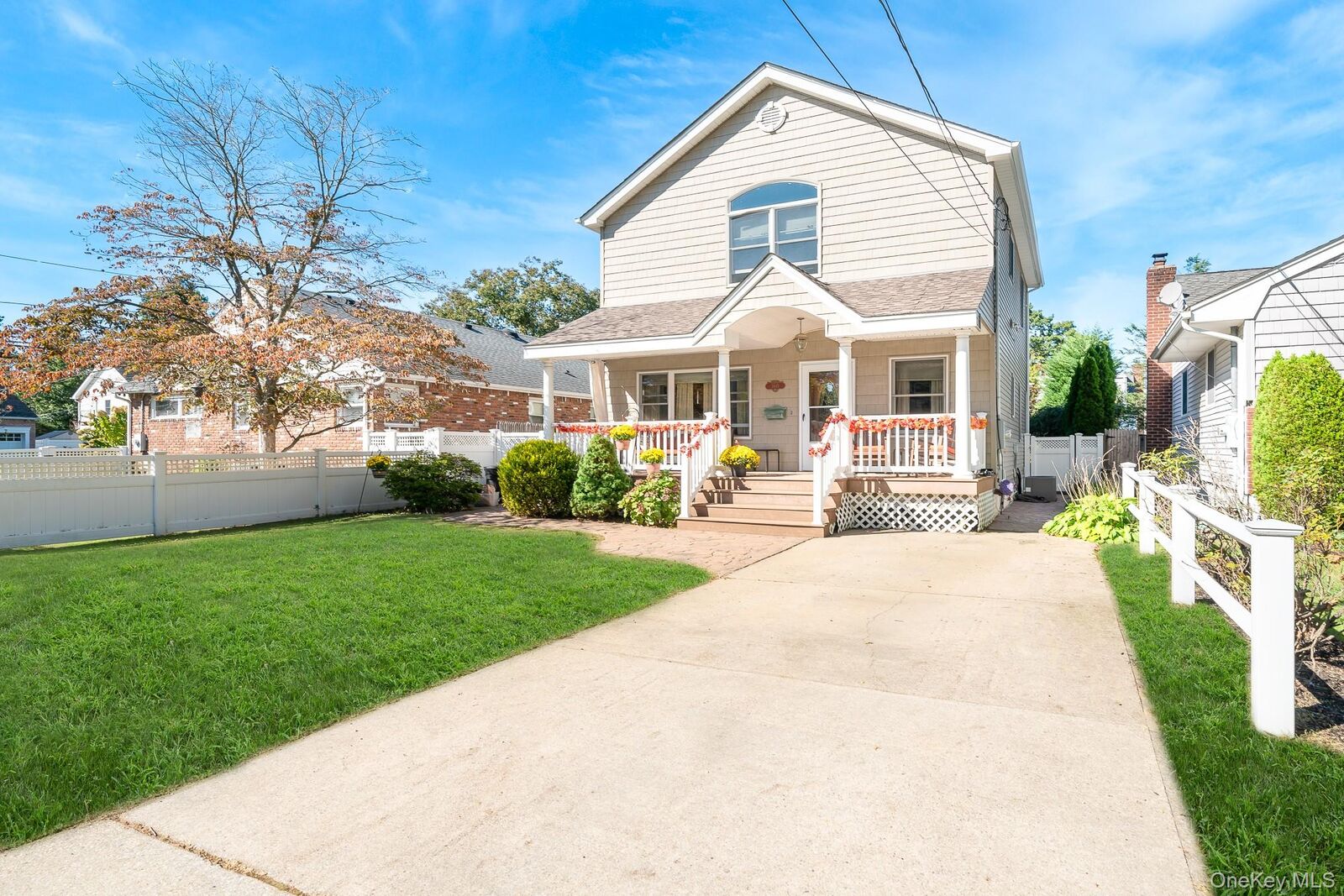Property Photo:  3615 Franklin Street  NY 11793 