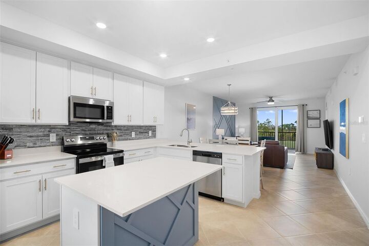 Property Photo: 12320 Wellen Golf Street 304 FL 34293