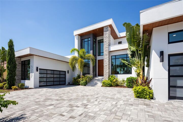 Property Photo:  5237 61st Avenue S  FL 33715