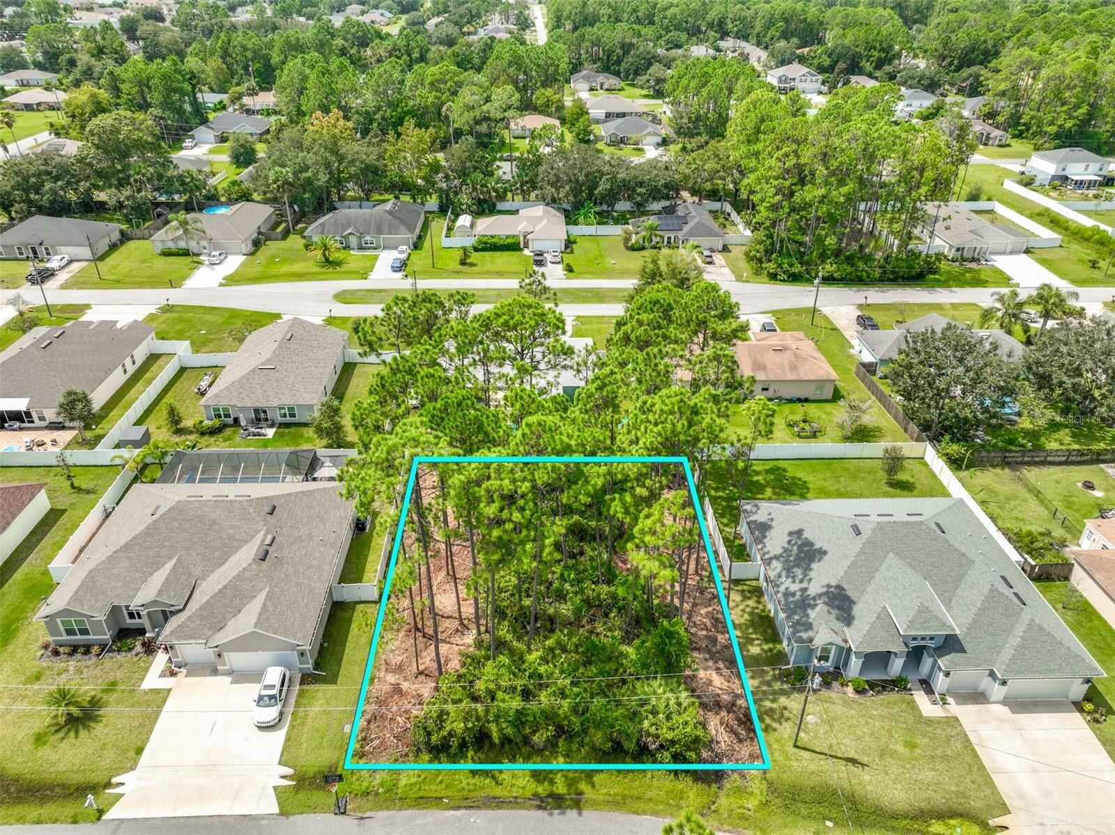 Property Photo:  63 Lindsay Drive  FL 32137 