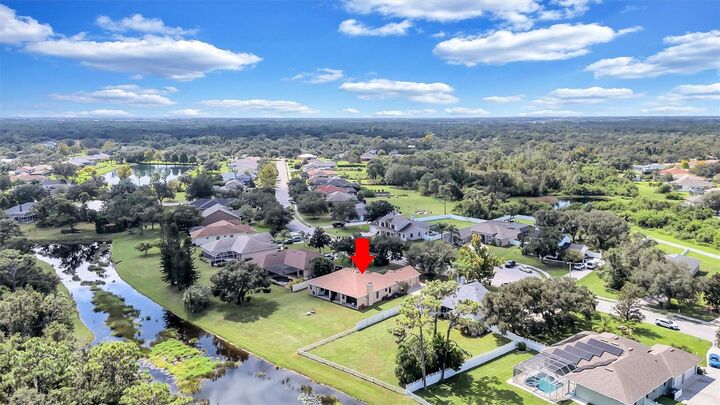 Property Photo:  323 141st Court NE  FL 34212