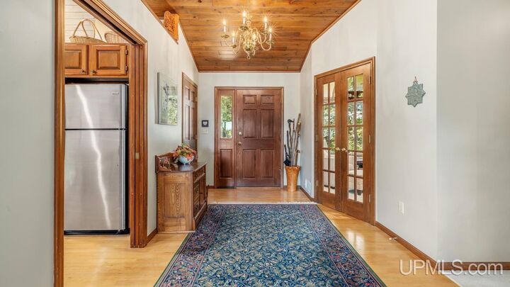 Property Photo:  5006 Tall Pines Road  WI 54121 