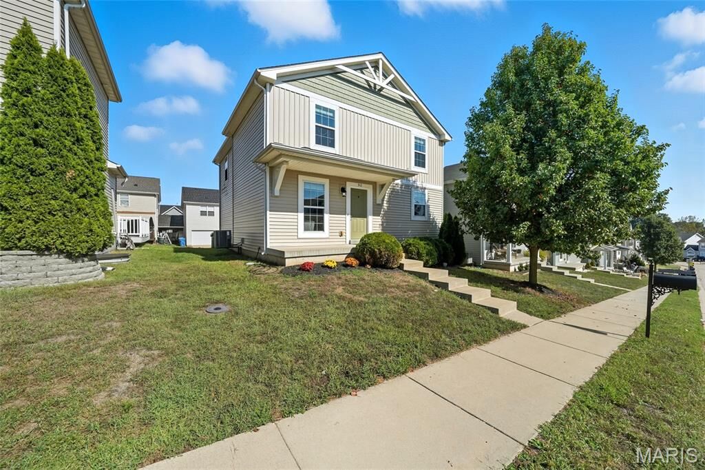 Property Photo:  512 Hannah Way  MO 63010 