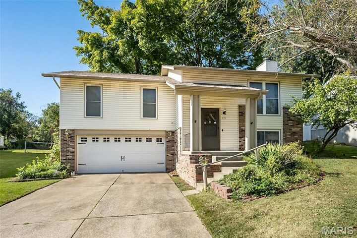 Property Photo:  131 Spring Leaf Drive  MO 63376 