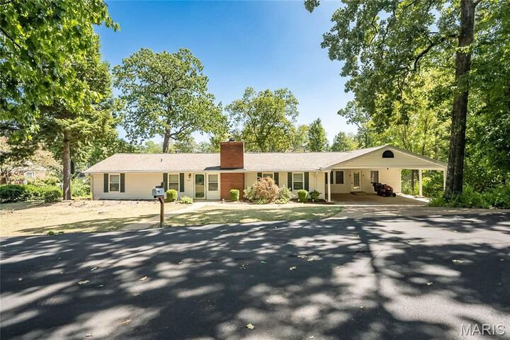 Property Photo: 9448 Parklind Drive MO 63126