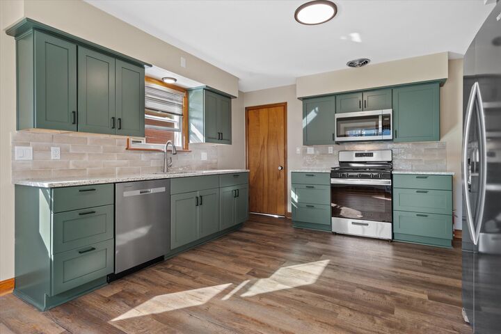 Property Photo:  3251 N 94th St  WI 53222