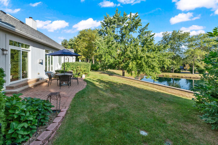 Property Photo:  9166 N Briarwood Ct  WI 53217 