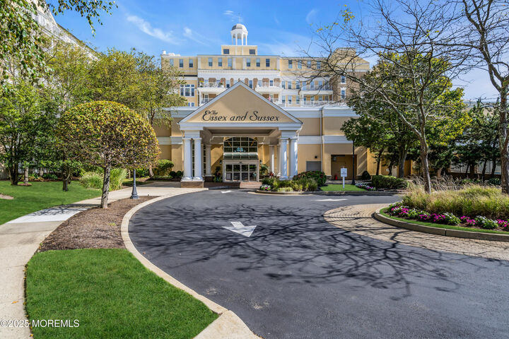 Property Photo: 700 Ocean Avenue G1 NJ 07762