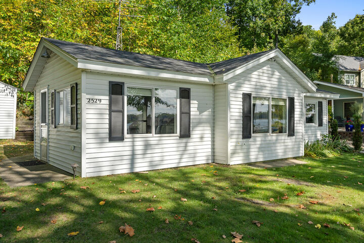 Property Photo: 2529 Miner Lake Drive MI 49010
